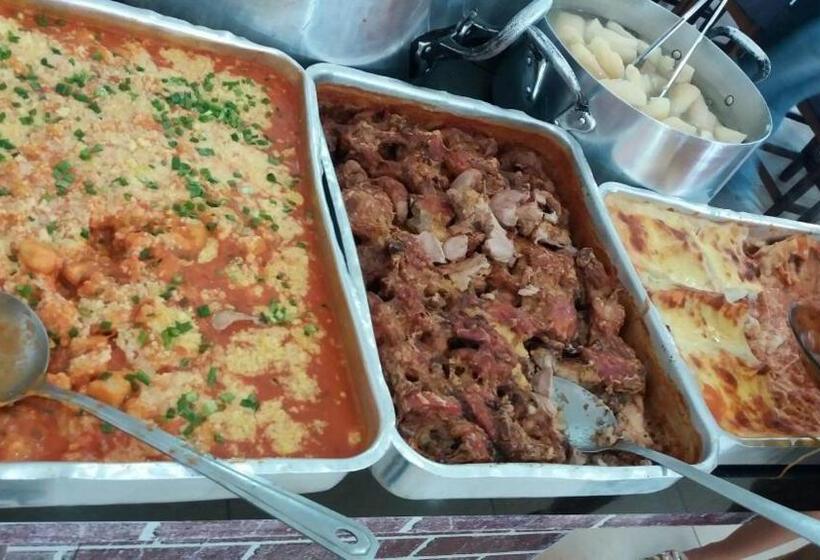 بنسيون Pousada Carlitos