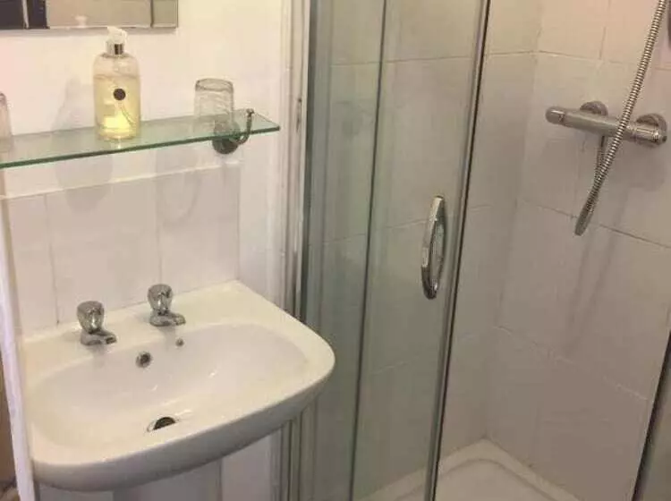 ペンション Stone Cottage