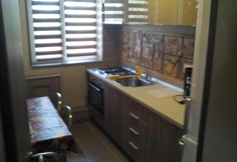 بنسيون Vila Patricia