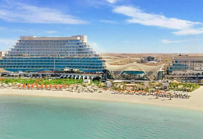 SO/ Ras Al Khaimah Hotel & Resort