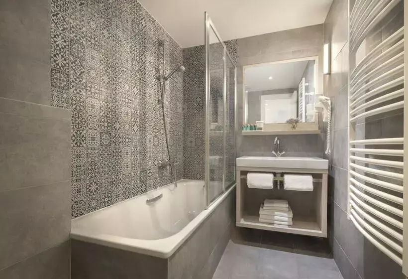 Hotelli Aminess Younique Bellevue