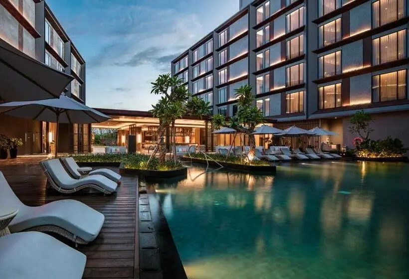 Hotelli Crowne Plaza Labuan Bajo By Ihg