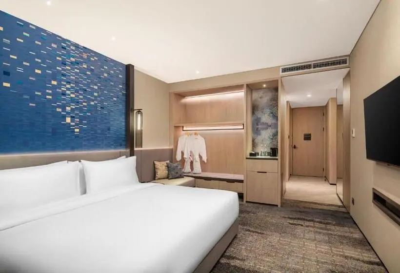 Hotelli Crowne Plaza Labuan Bajo By Ihg