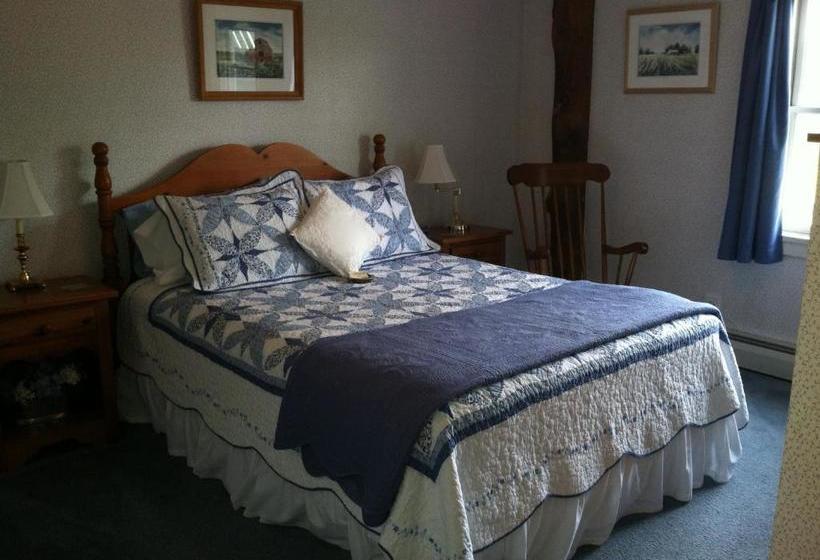 צימר The South Glenora Tree Farm