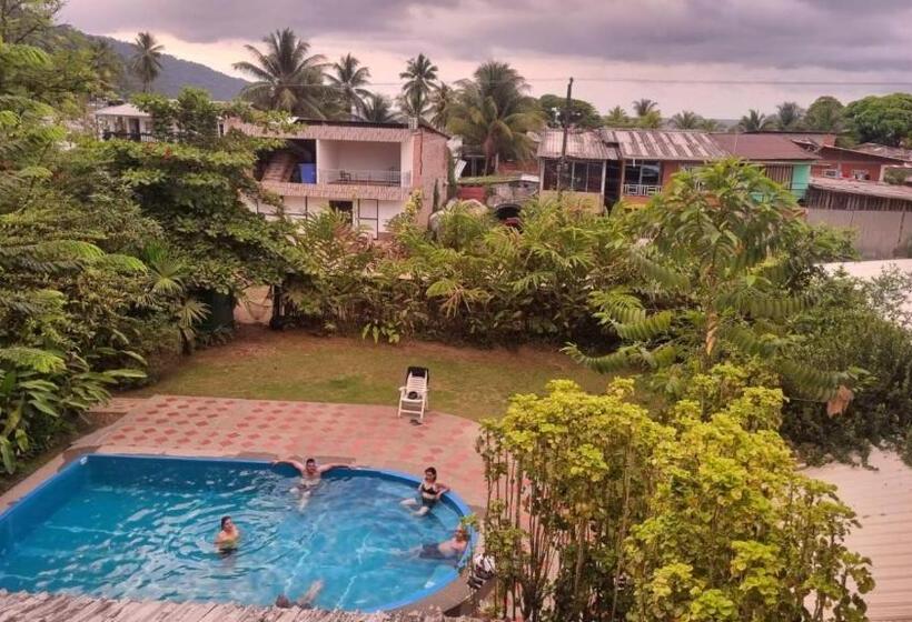 Hotel Bahía Yubarta