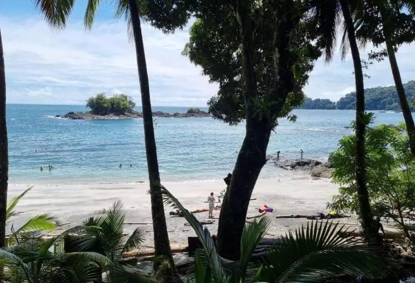 ホテル Bahía Yubarta