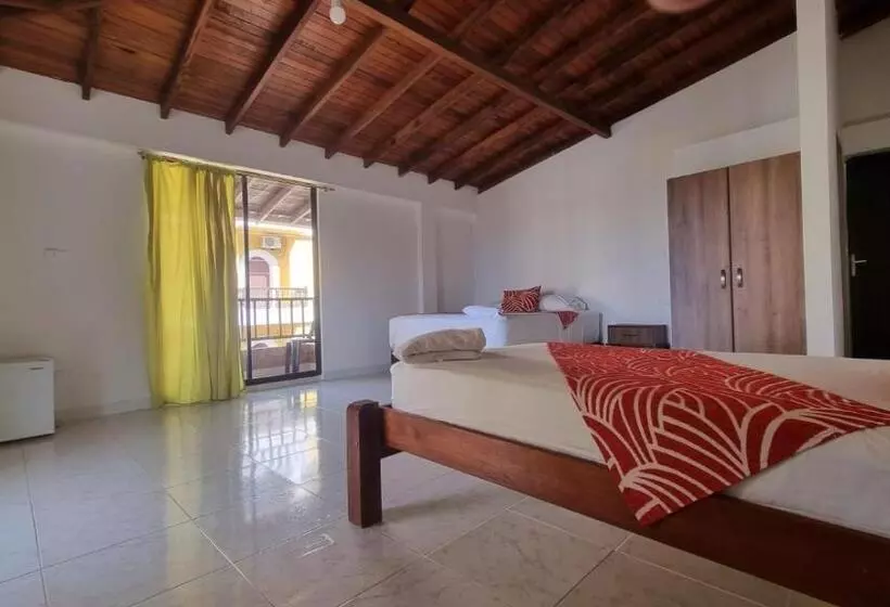 ホテル Bahía Yubarta