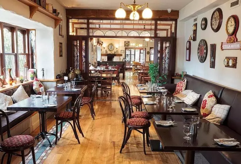 Hotelli Chester Beatty Inn