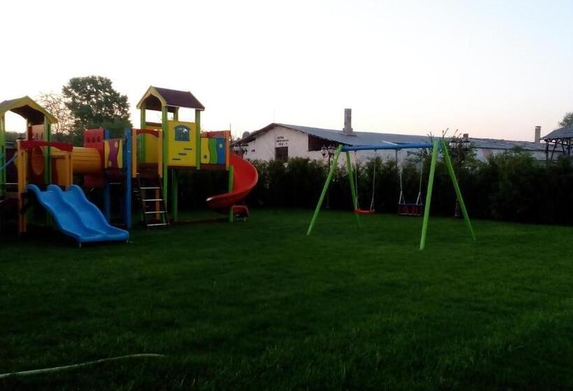 בית מלון כפרי Hesteya