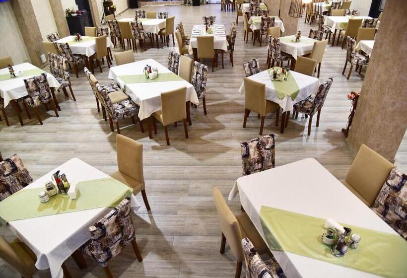 בית מלון כפרי Hesteya