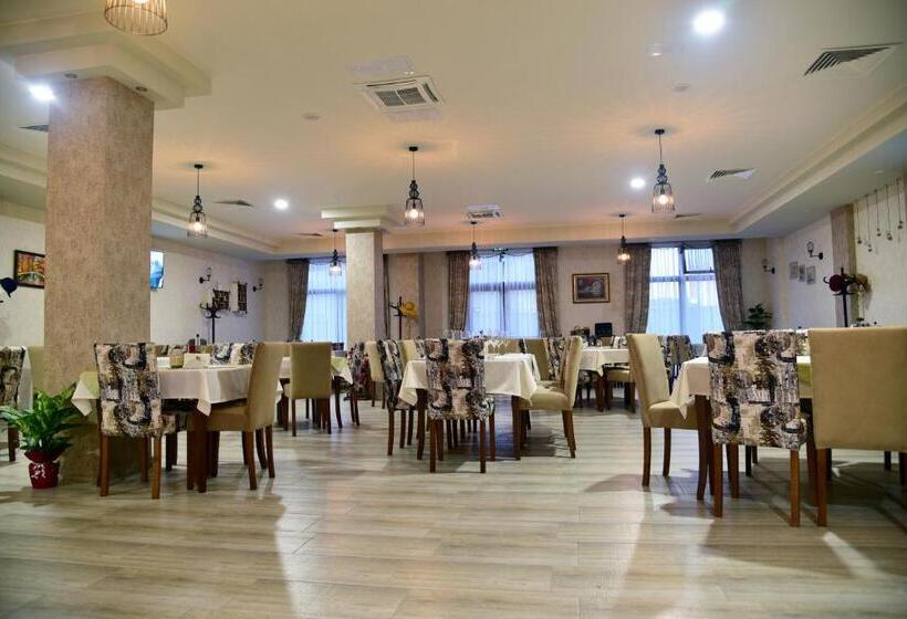 בית מלון כפרי Hesteya