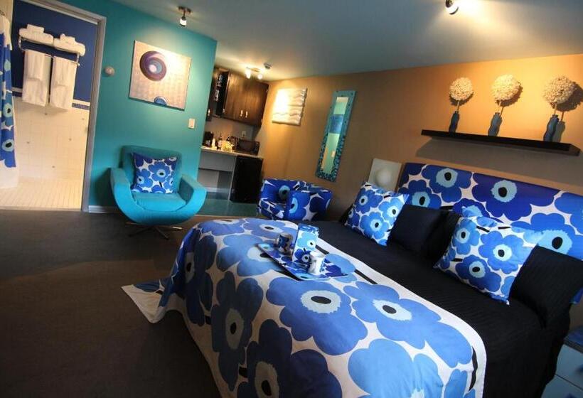 Отель The Roxbury