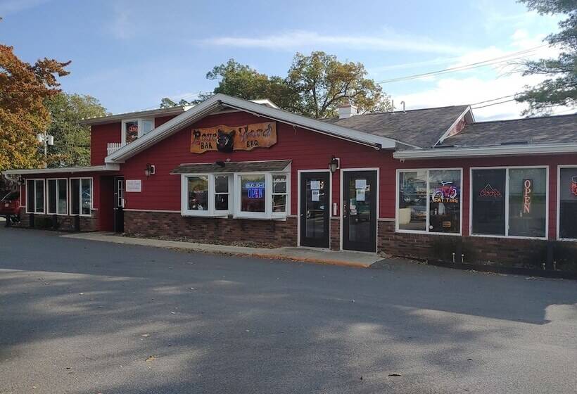 فندق على الطريق Carbone S Beachside Guest Rooms