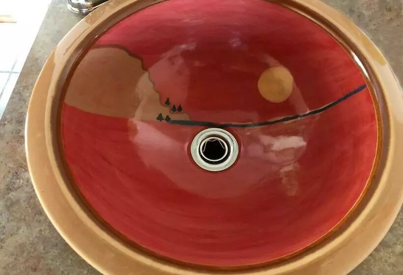 Motelli Wheeler On The Bay Lodge And Marina