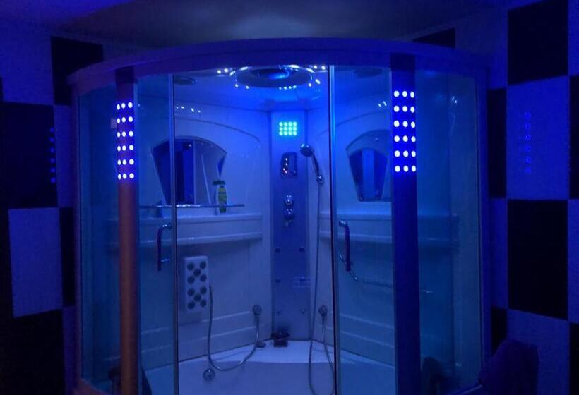 Пансион Amelia House