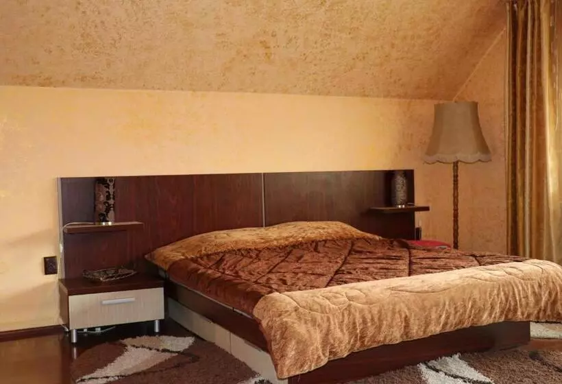 Pension Amelia House