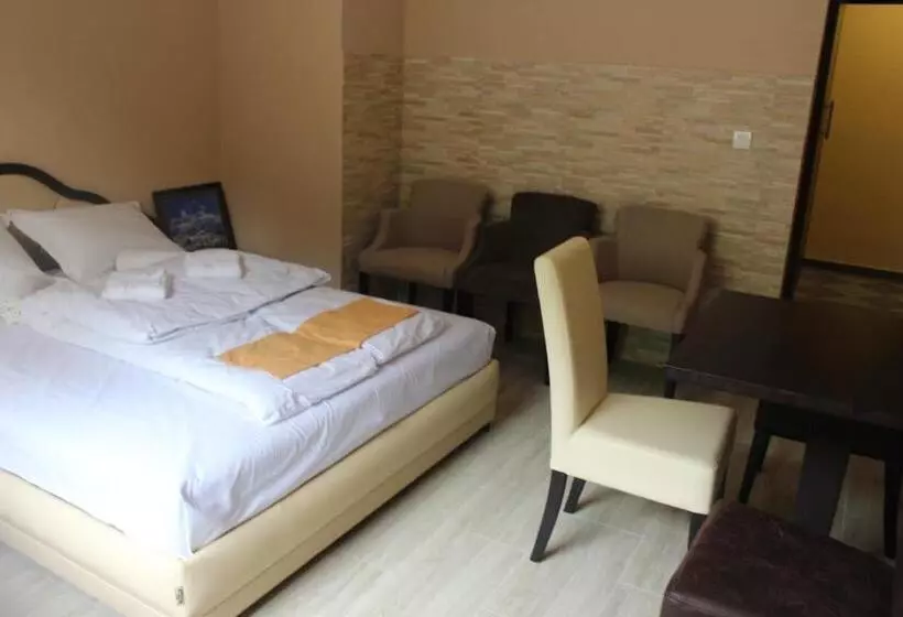 پانسیون Guesthouse Eko Piva
