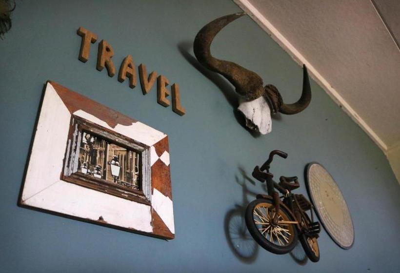 پانسیون Monkey Bay Beach Lodge