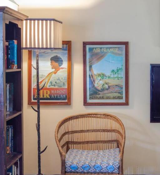 پانسیون Monkey Bay Beach Lodge