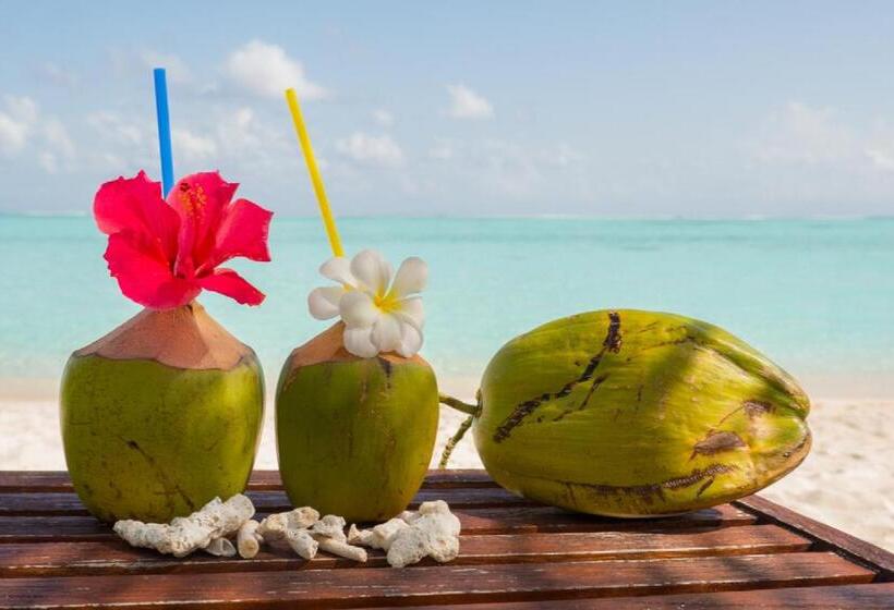 پانسیون Ocean Beach Inn   Maldives