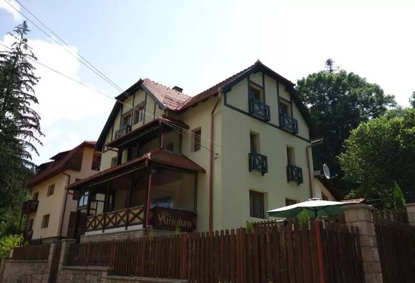 Majatalo Villa Atriolum