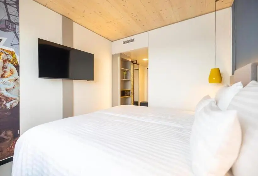هتل Vienna House Easy By Wyndham Vienna Airport