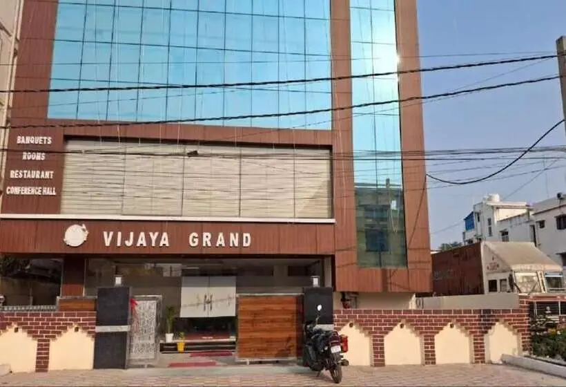 ホテル Vijaya Grand, Patna