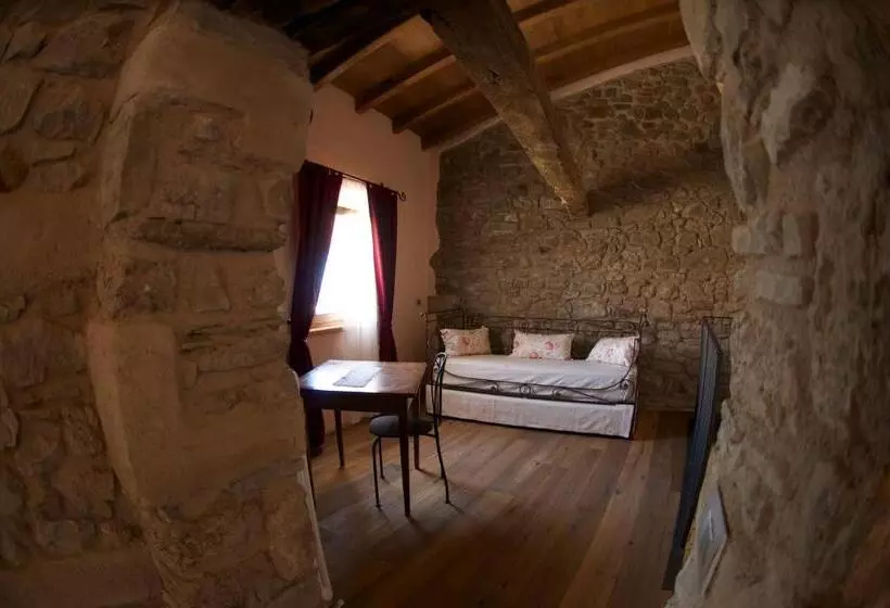 Aamiaismajoitus (B&B) Corte Della Maddalena