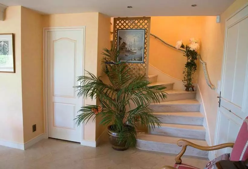 ベッドアンドブレックファースト Les Hauts De Fondanger