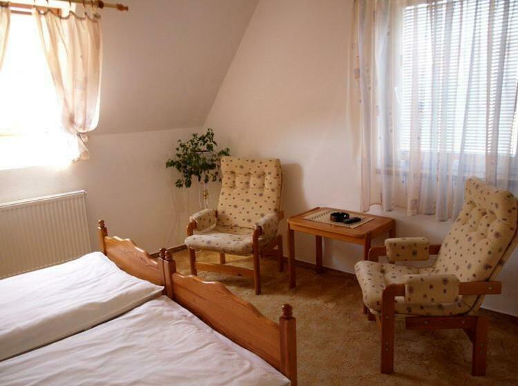 בית מלון כפרי Solaster Garni