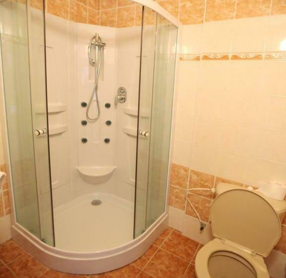 בית מלון כפרי Solaster Garni