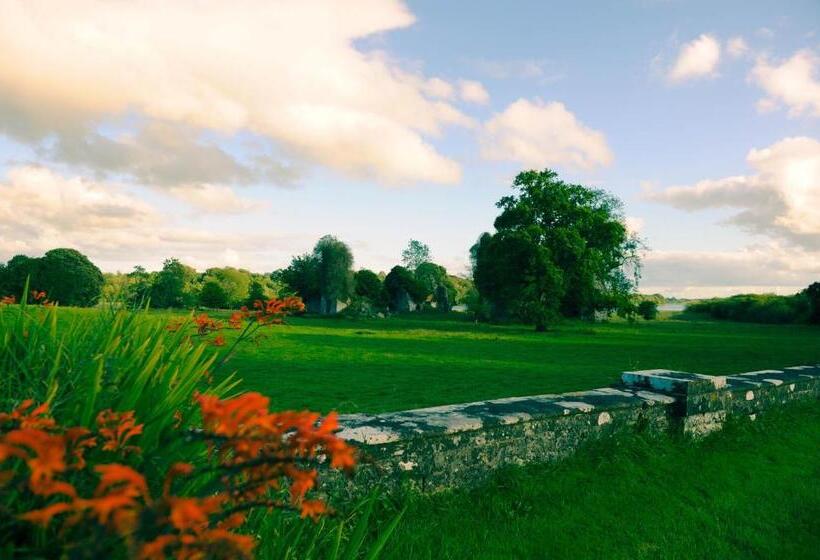 בית מלון כפרי Temple House