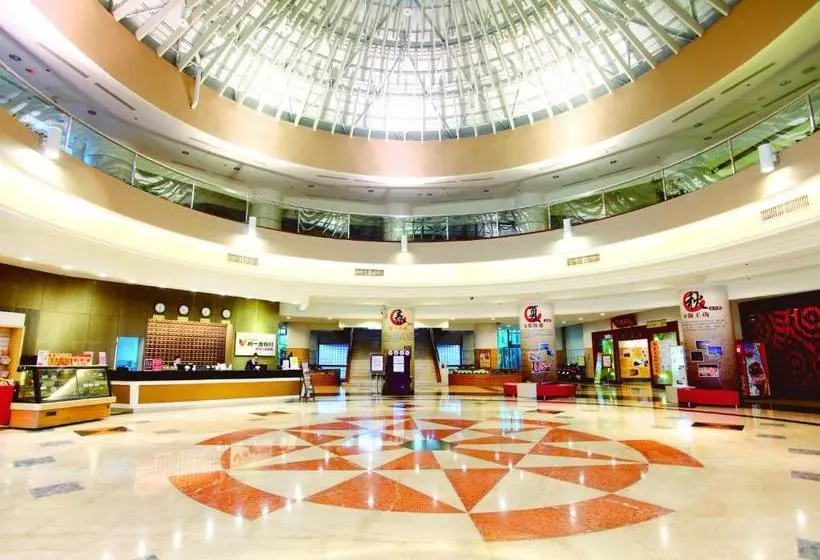 هتل Uniresort Lukang