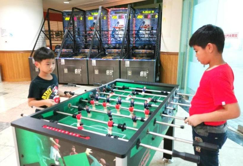 هتل Uniresort Lukang