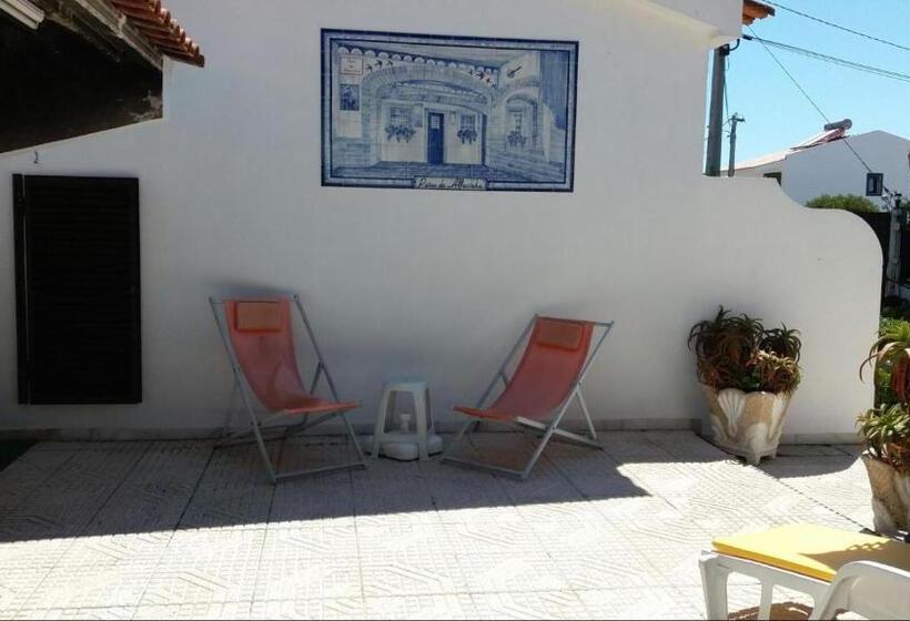 ペンション Country House Alfarim