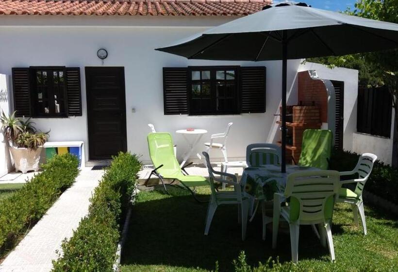 ペンション Country House Alfarim