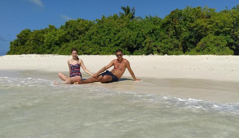 پانسیون Marinabay Villa Himandhoo