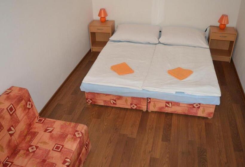 بنسيون Penzión Adriana