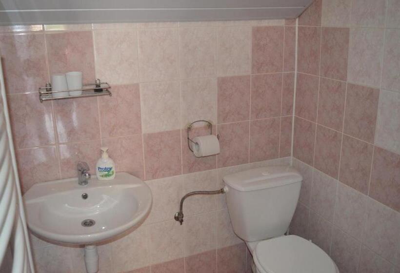 بنسيون Penzión Adriana