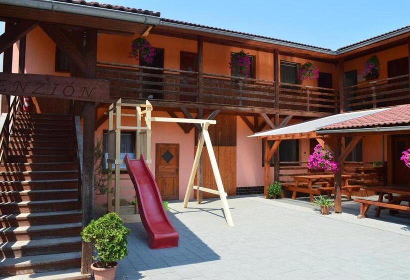 بنسيون Penzión Adriana