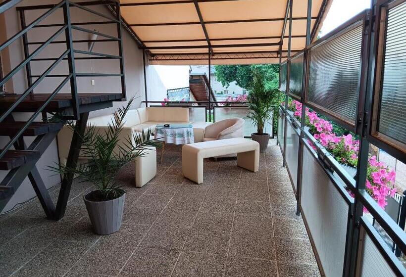 بنسيون Penzión Contesa