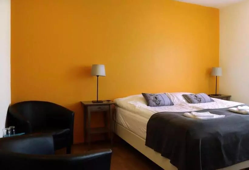 پانسیون Saxa Guesthouse