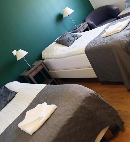 پانسیون Saxa Guesthouse