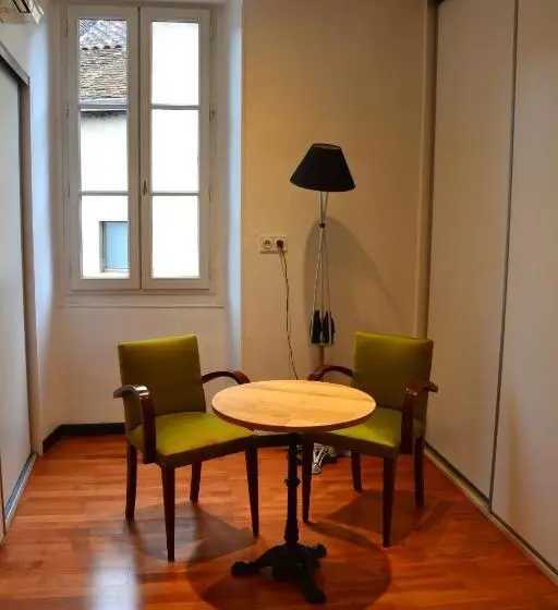 ベッドアンドブレックファースト La Maison De Lau