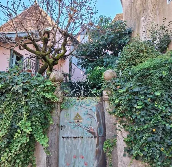ベッドアンドブレックファースト La Maison De Lau