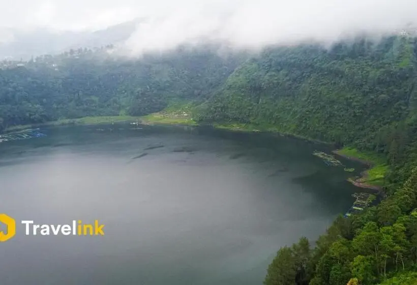 ホテル The Lakebox Menjer By Travelink