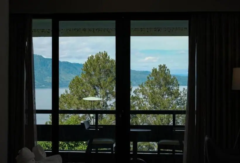 استراحتگاه Patra Parapat