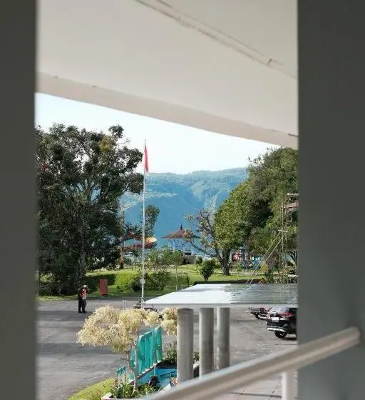 استراحتگاه Patra Parapat