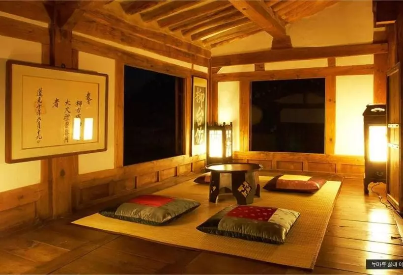 تختخواب و صبحانه Bukchondaek