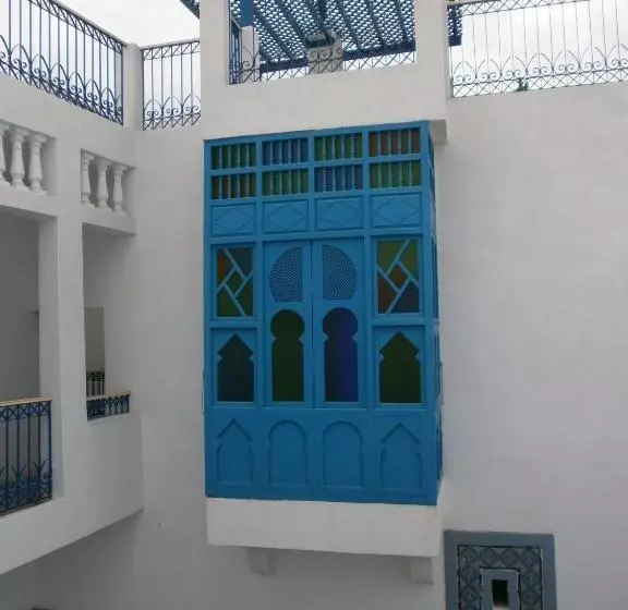 تختخواب و صبحانه Dar Baaziz